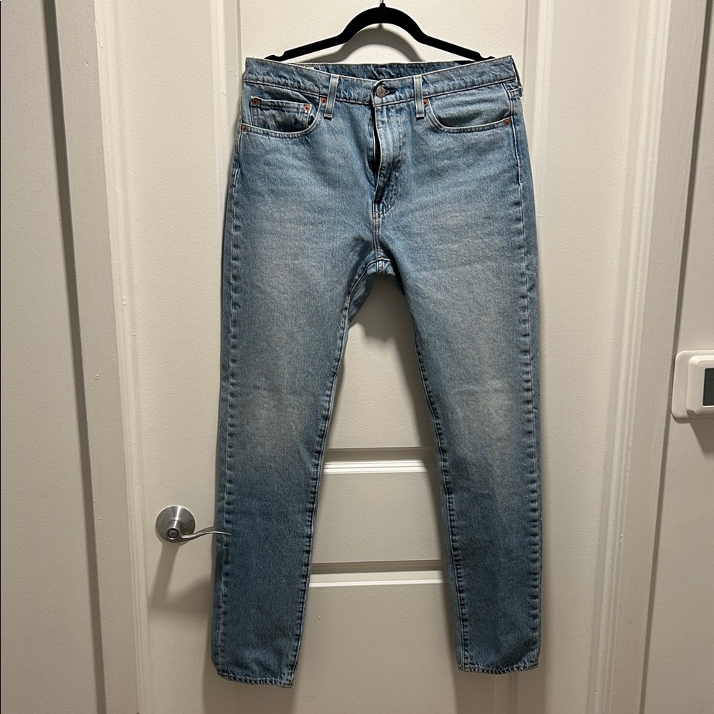 Levi’s Classic Blue Denim Jeans